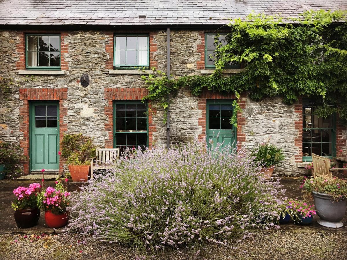 아티 The Stable Yard House At Burtown House & Gardens 빌라 외부 사진